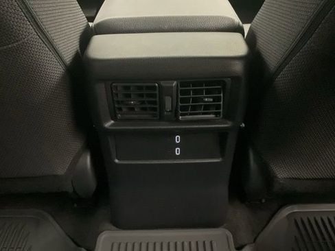 Used 2025 Toyota 4Runner SR5 image 30