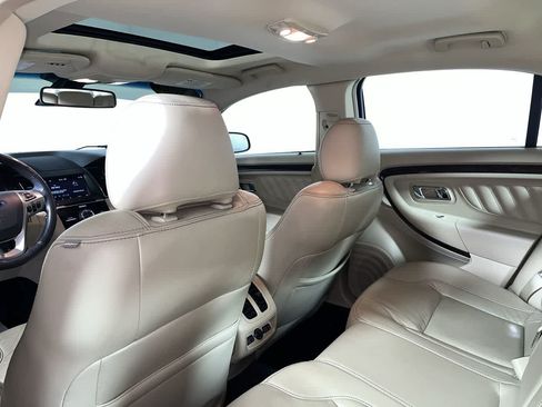 Used 2017 Ford Taurus Limited FWD image 26