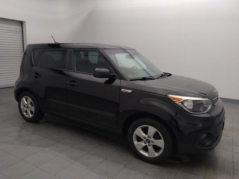 Used 2019 Kia Soul image 11