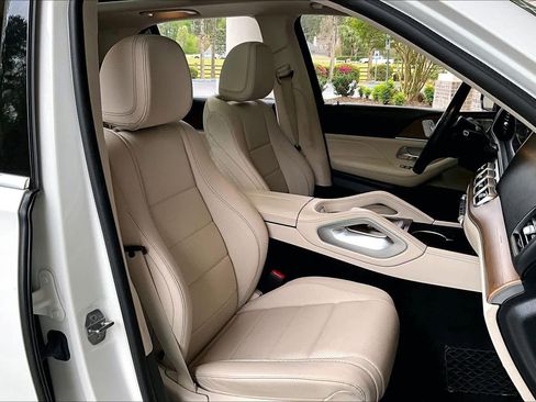 Used 2021 Mercedes-Benz GLE 350 4MATIC image 9