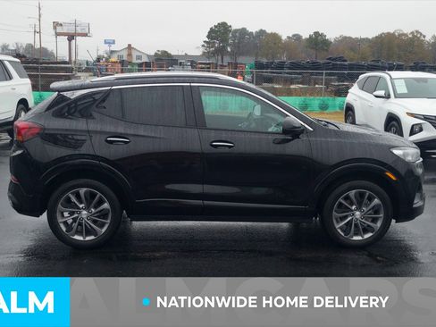 Used 2023 Buick Encore GX Select w/ Sport Touring Package image 5
