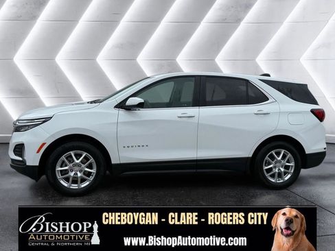 Used 2024 Chevrolet Equinox LT w/ LPO, Floor Liner Package FWD image 15