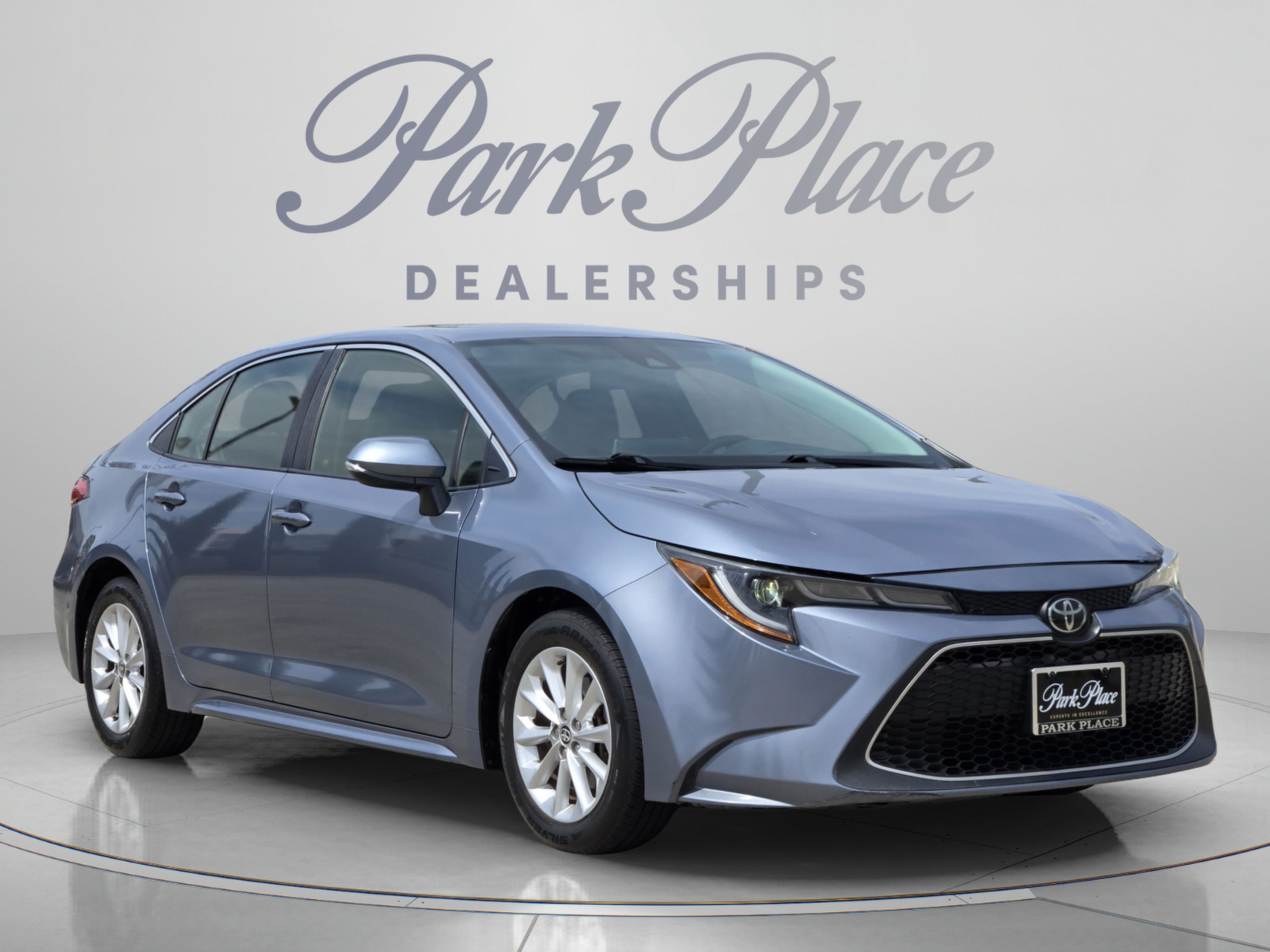 Used 2020 Toyota Corolla XLE FWD image 7