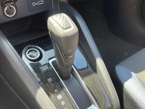 Used 2025 Nissan Versa SV FWD image 6