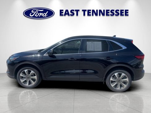 Used 2024 Ford Escape Platinum AWD/4WD image 6