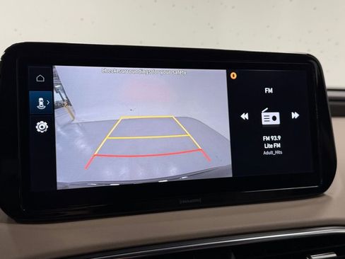 Used 2023 Hyundai Santa Fe SEL w/ Cargo Package image 21