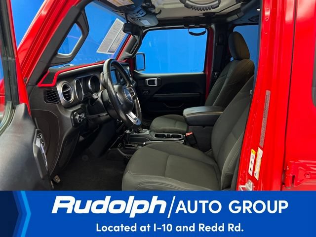 Used 2019 Jeep Wrangler Unlimited Sahara AWD/4WD image 13