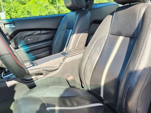 Used 2014 Ford Mustang GT Premium w/ Equipment Group 401A RWD image 11