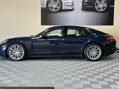 Used 2019 Porsche Panamera RWD image 7