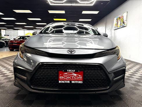Used 2021 Toyota Corolla SE image 3