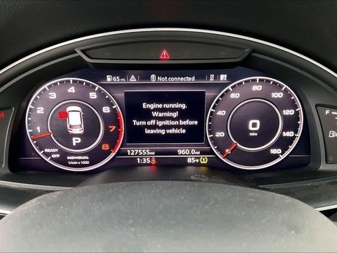 Used 2017 Audi Q7 3.0T Prestige w/ Prestige Package image 27