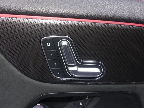 Used 2023 Mercedes-Benz GLA 250 image 19