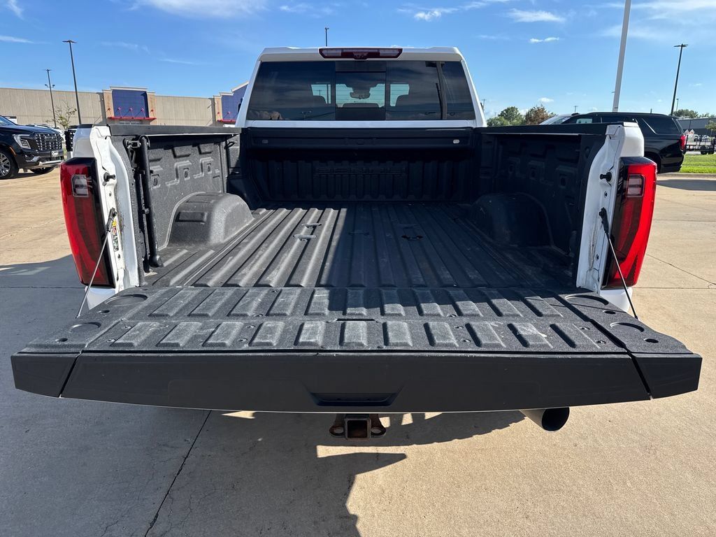 Used 2024 GMC Sierra 2500 Denali Ultimate w/ Max Trailering Package AWD/4WD image 5