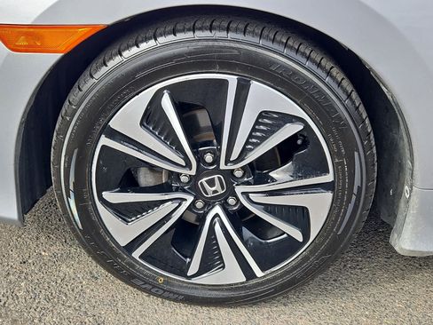 Used 2016 Honda Civic EX-L image 9