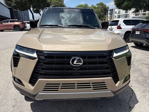 Certified 2026 Lexus GX 550 AWD/4WD image 8