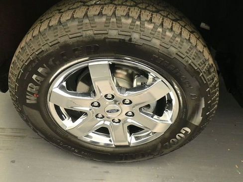 New 2025 Ford Ranger XLT w/ Equipment Group 301A High image 15