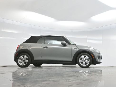 Used 2017 MINI Cooper Convertible image 56
