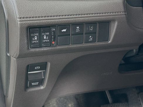 Used 2019 Honda Odyssey EX-L image 10