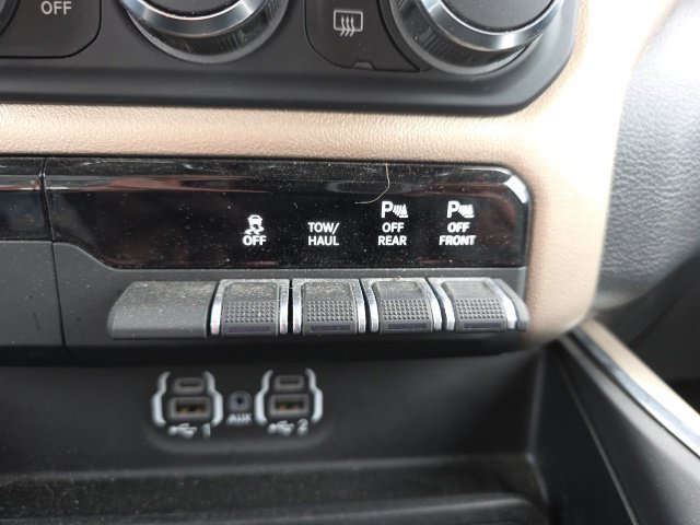 Used 2022 RAM 1500 Laramie AWD/4WD image 18