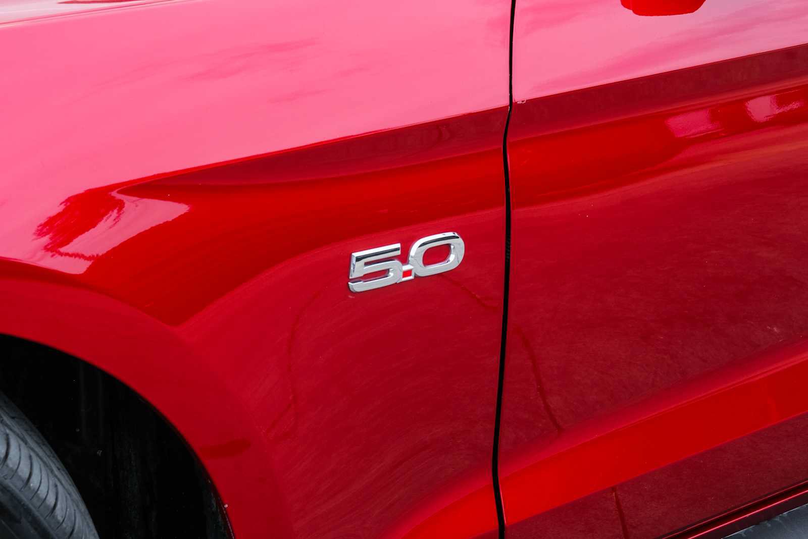 Used 2020 Ford Mustang GT Premium w/ GT Performance Package RWD image 4