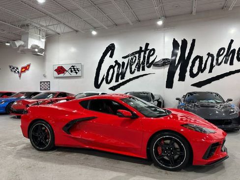 Used 2023 Chevrolet Corvette Stingray Coupe w/ Z51 Performance Package image 27
