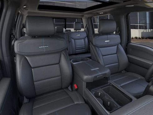 New 2026 Ford F450 Platinum w/ Camper Package image 10