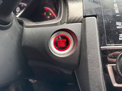 Used 2018 Honda Civic Type R image 13