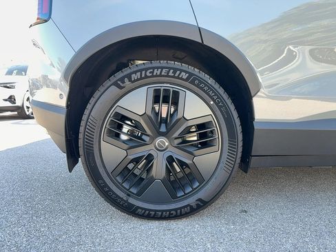 New 2026 Volvo EX30 Cross Country Ultra image 10