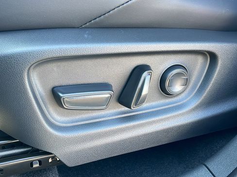 New 2026 Toyota C-HR image 13