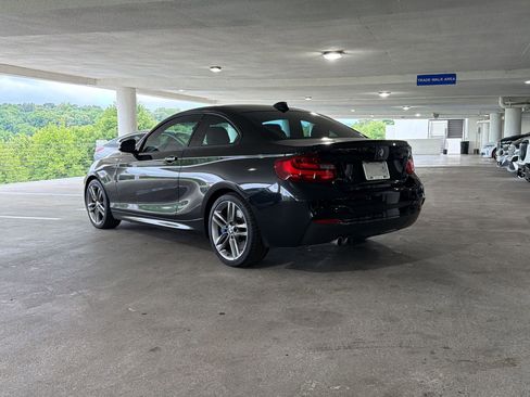 Used 2017 BMW 230i Coupe RWD image 2