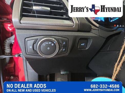 Used 2019 Ford Fusion SE w/ Equipment Group 151A FWD image 12