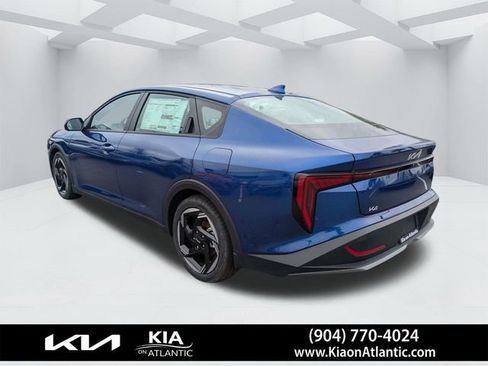 New 2025 Kia K4 EX image 5