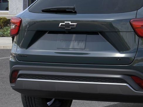 New 2026 Chevrolet Trax LT w/ LT Convenience Package image 14