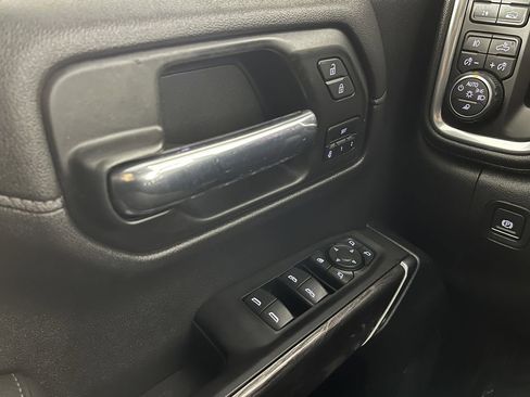 Used 2021 Chevrolet Silverado 1500 LTZ image 25