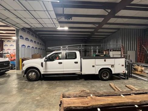 Used 2019 Ford F350 XL w/ Power Equipment Group image 2