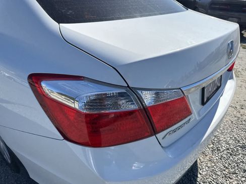 Used 2015 Honda Accord EX image 12