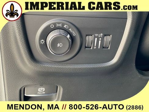 New 2025 Jeep Grand Cherokee Limited w/ Luxury Tech Group II image 26