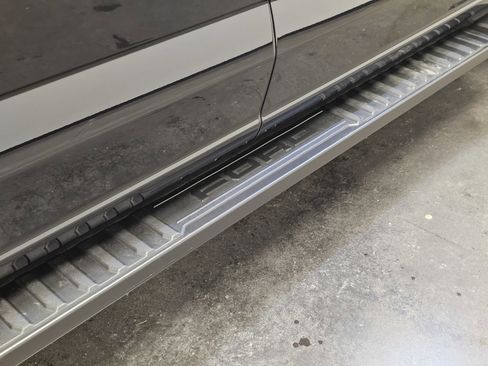 Used 2024 Ford F150 Lariat w/ FX4 Off-Road Package image 10