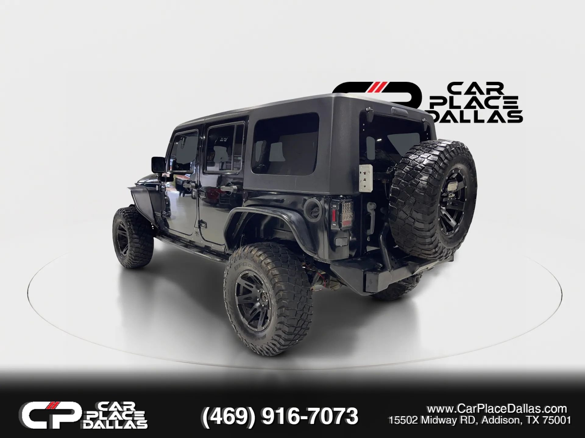 Used 2014 Jeep Wrangler Unlimited Rubicon w/ Connectivity Group AWD/4WD image 11