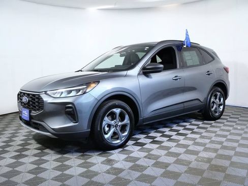 Certified 2025 Ford Escape ST-Line AWD/4WD image 32