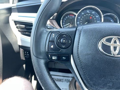 Used 2016 Toyota Corolla LE image 26