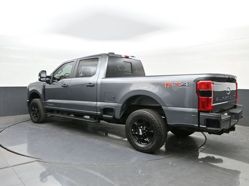 Used 2024 Ford F250 XL w/ STX Appearance Package image 5