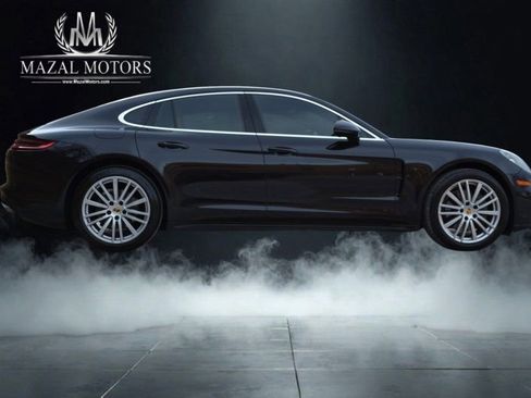 Used 2017 Porsche Panamera 4S AWD/4WD image 8