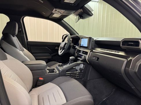 Used 2025 Toyota Tacoma TRD Off-Road AWD/4WD image 28