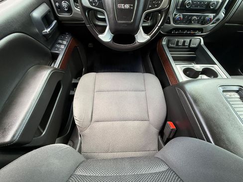 Used 2018 GMC Sierra 1500 SLE w/ SLE Value Package AWD/4WD image 15