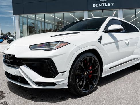 Used 2024 Lamborghini Urus S AWD/4WD image 21