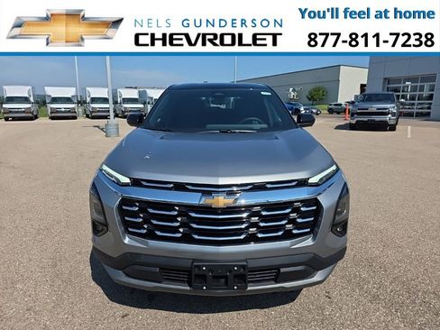 New 2026 Chevrolet Equinox LT w/ Convenience Package II image 2