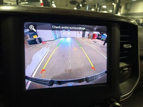 Used 2020 RAM 1500 Laramie w/ Off Road Group AWD/4WD image 15