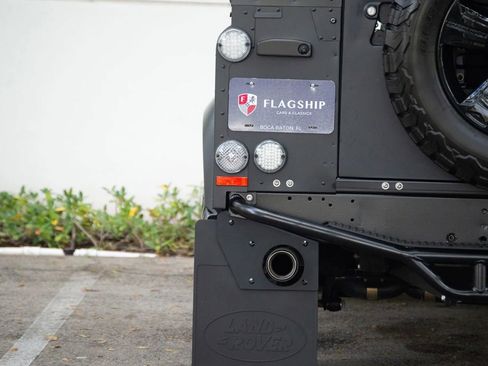 Used 1992 Land Rover Defender 110 image 14