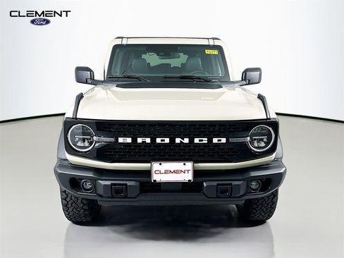 New 2025 Ford Bronco Big Bend w/ Black Diamond Package image 2